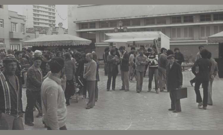 É realizada a 1ª Feira do Livro da FURG.
